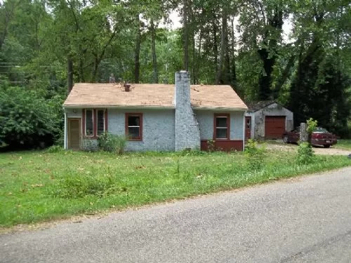 Huge Cave with Cottage property photo 1